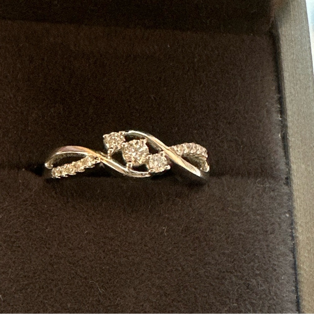 10k infinity diamond ring